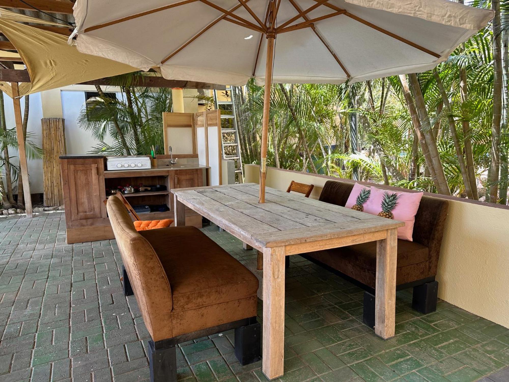 Woodstock Palmresort Curacao Willemstad Exteriör bild