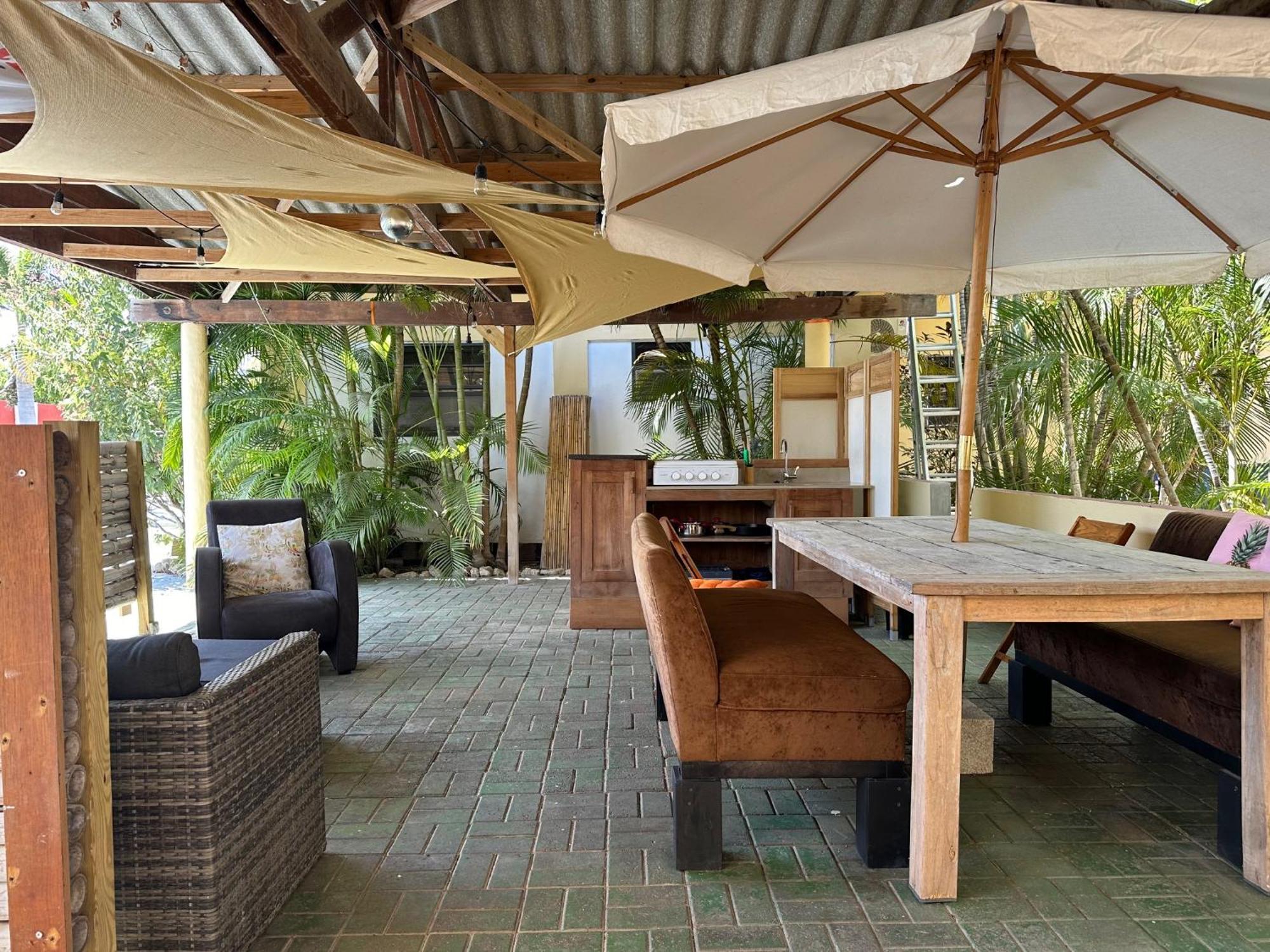 Woodstock Palmresort Curacao Willemstad Exteriör bild